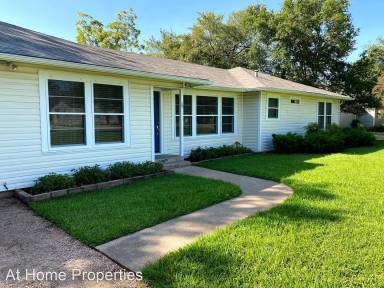 Main picture of 703 Inwood Dr