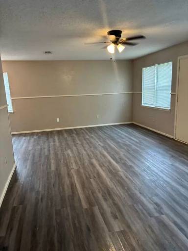 Main picture of 5028 53rd St