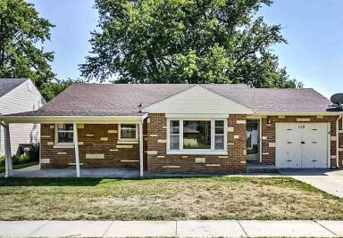Main picture of 115 E Whittingham St