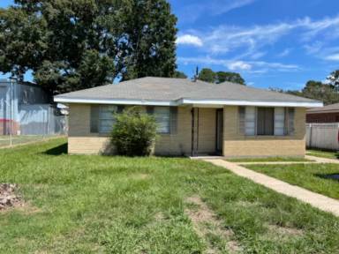 Main picture of 111 Sunset Dr