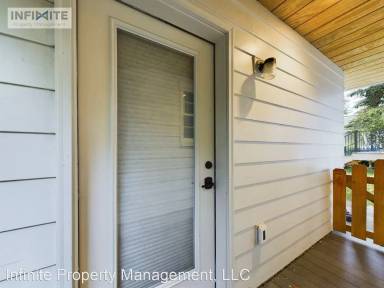 Main picture of 1308 S Willson Ave