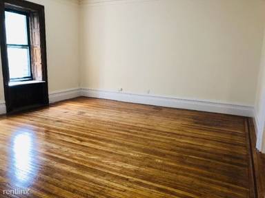 Main picture of 15 W 73rd St