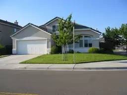 Main picture of 921 Wheat Ct