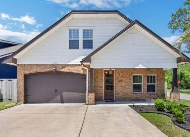 Main picture of 1200 French Quarter Way