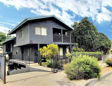 Main picture of 946 N Avenue 50