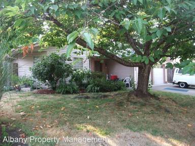 Main picture of 2928 SE Greenmore Pl