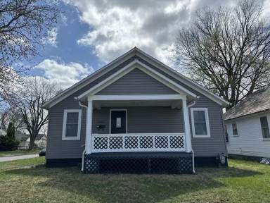 Main picture of 1400 8th Ave