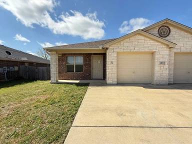 Main picture of 4601 Cambridge Dr