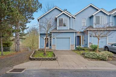 Main picture of 764 SW 198th Pl