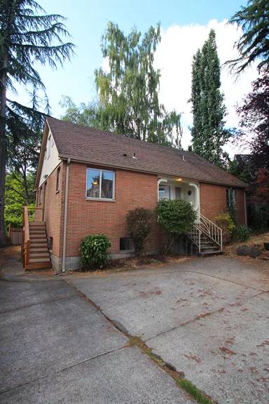 Main picture of 5725 25th Ave NE