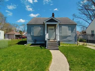 Main picture of 19708 Binder St