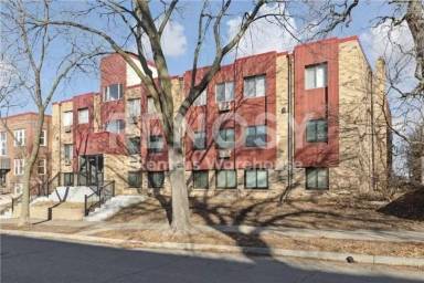Main picture of 520 Ridgewood Ave