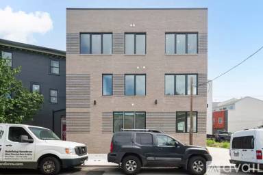 Main picture of 2301 Frankford Ave