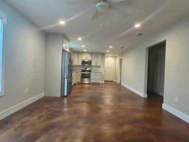 Main picture of 12580 Dakota St
