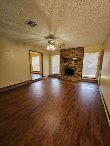 Main picture of 1927 Wilmington Ct