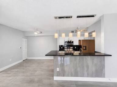 Main picture of 1235 Reserve Way