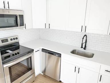 Main picture of 350 69th Street - 4