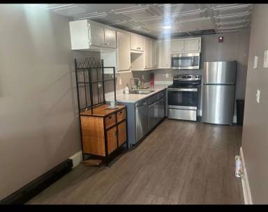 Main picture of 16 Merrimack St
