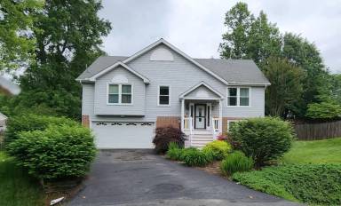 Main picture of 5911 Alicia Ct