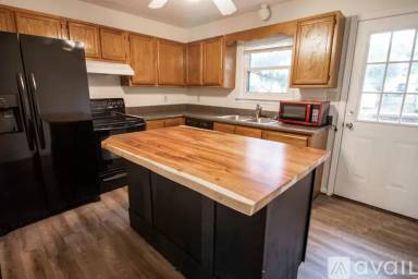 Main picture of 225 A View Ave