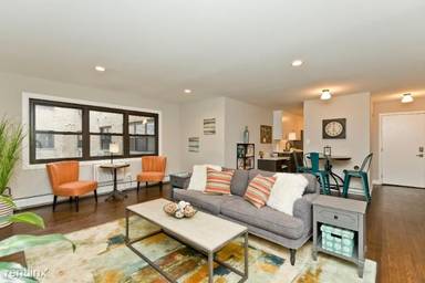 Main picture of 5536 N Sheridan Rd