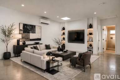 Main picture of 7314 Fallbrook Ave