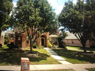 Main picture of 7608 Mapleridge Dr