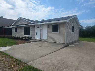 Main picture of 324 W Young St