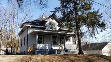 Main picture of 1621 Adams St