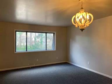 Main picture of 10025 Nadina Dr SE