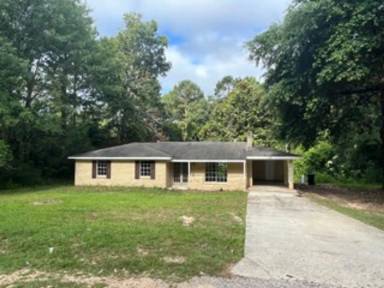 Main picture of 11 Crabtree Ln