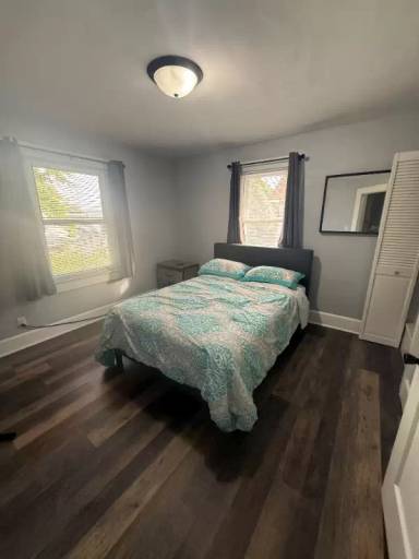 Main picture of 1210 N Kealing Ave