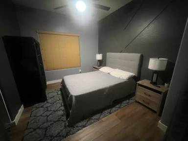 Main picture of 17372 W Navajo St