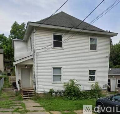 Main picture of 4 N 4th St