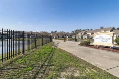 Main picture of 43215 Creek Cir