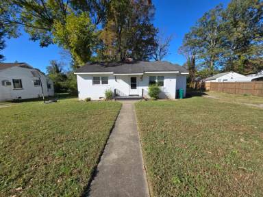 Main picture of 2824 Mauldin St