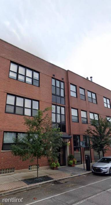 Main picture of 1728 N Damen Ave