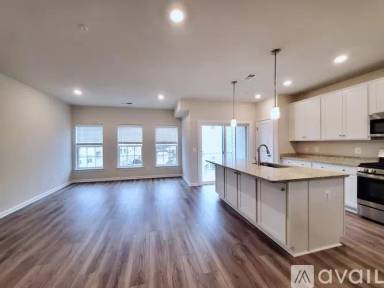 Main picture of 5660 Lanteen St