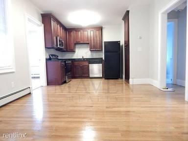 Main picture of 43 Lowell St