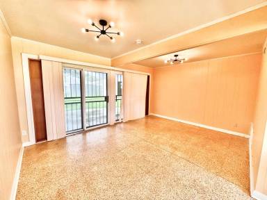 Main picture of 2655 Hyman Pl