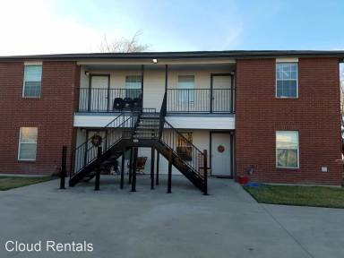 Main picture of 301 W Avenue D
