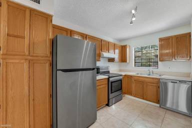 Main picture of 321 Norwood Ter