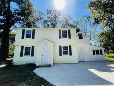 Main picture of 3324 Hollywood St