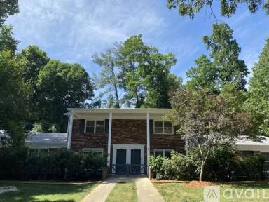 Main picture of 6 Dogwood Ct