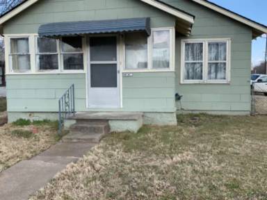 Main picture of 543 S 44th West Ave