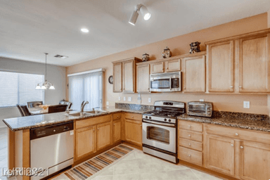 Main picture of 8960 Appellation Ave