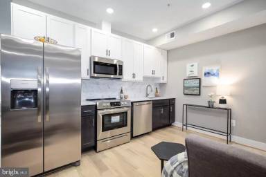 Main picture of 505 Kennedy St NW