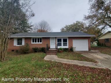 Main picture of 3016 E Brinkley Dr