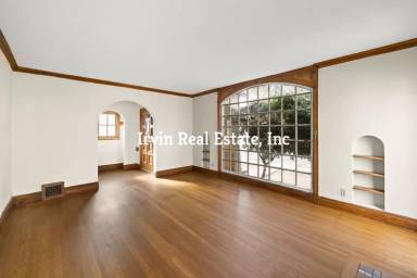 Main picture of 1353 Pine St