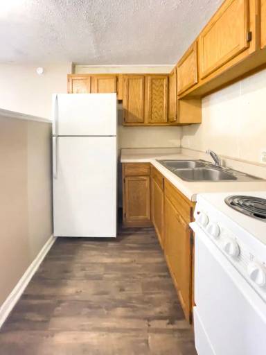 Main picture of 2808 S Brotherton St